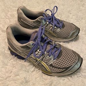 ASICS Sneakers Size 7